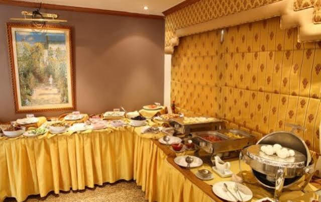 Capri Hotel Suites Amman Exterior photo